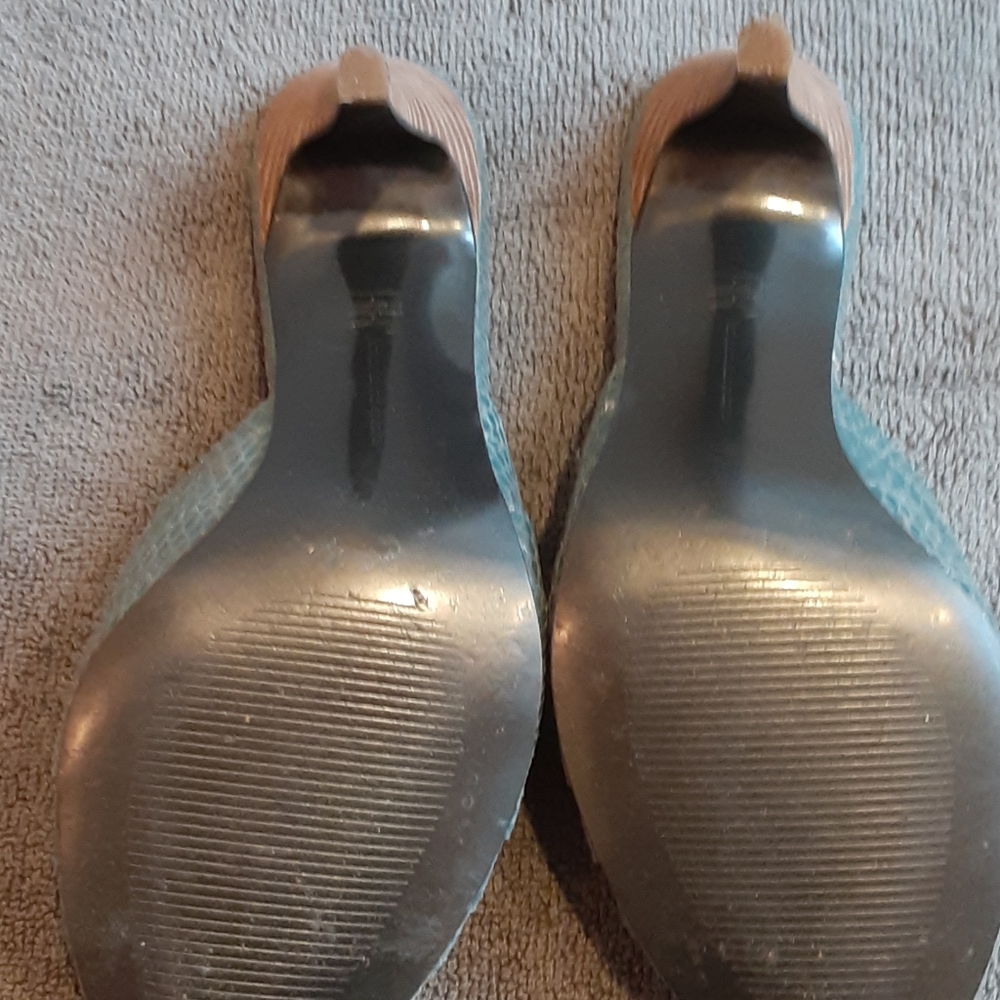 INC international concept Shoes - Picture 3 of 7